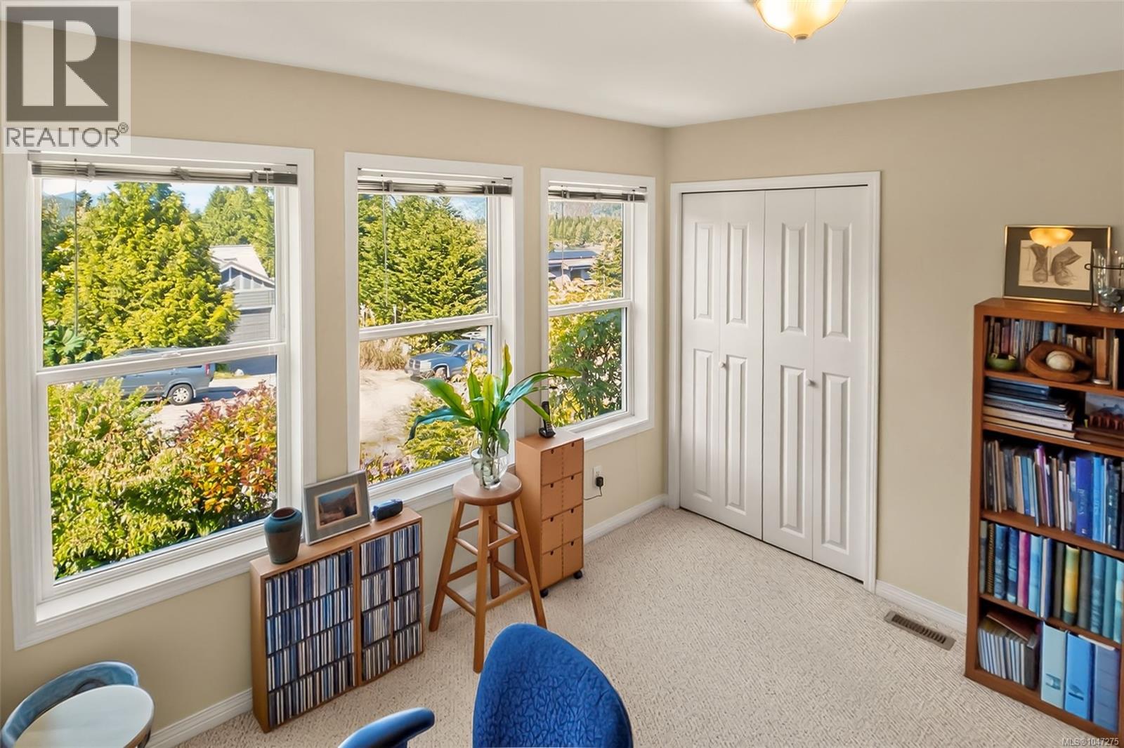 607 Pfeiffer Cres, Tofino