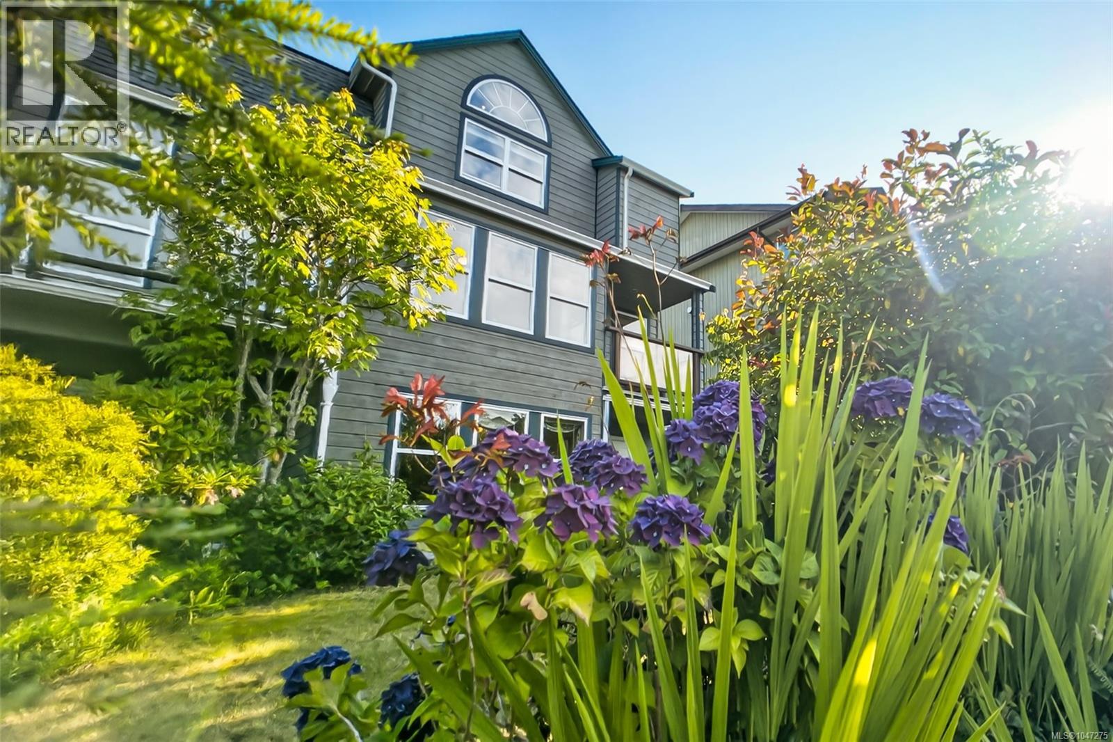 607 Pfeiffer Cres, Tofino