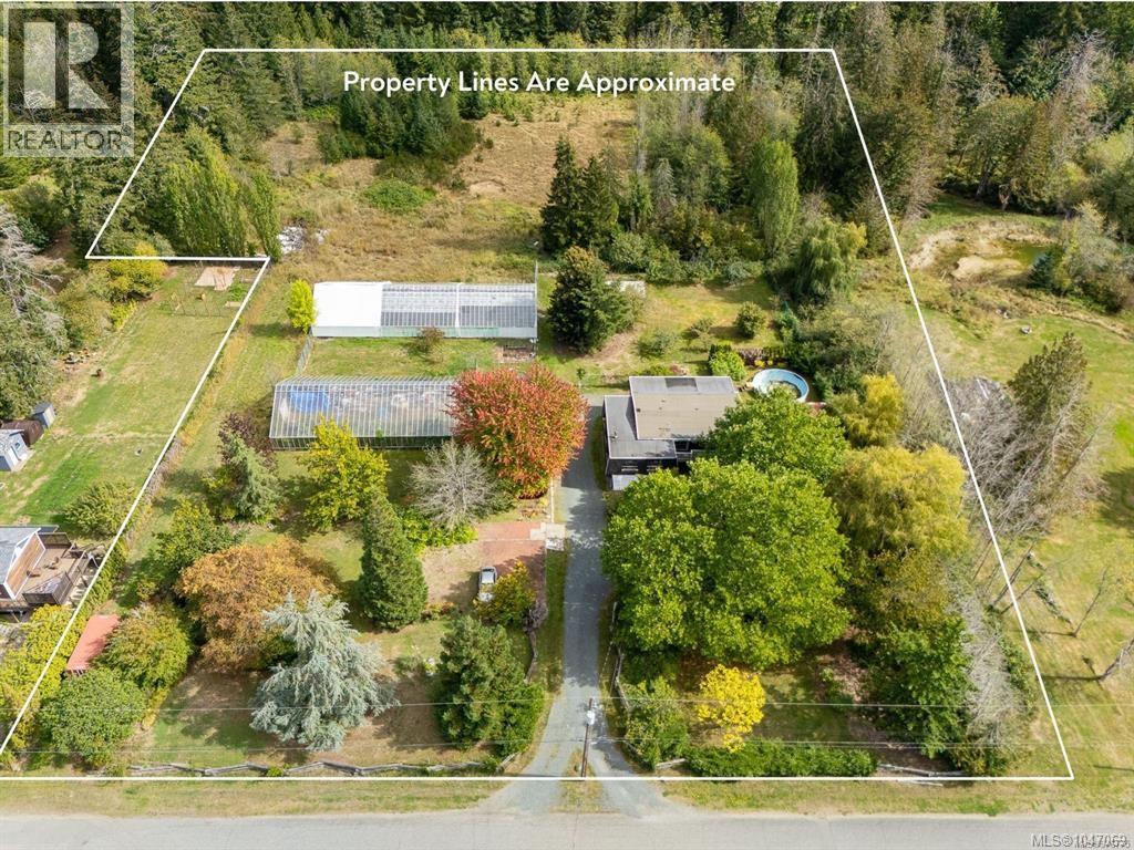 5633 STRICK Rd - Image 4