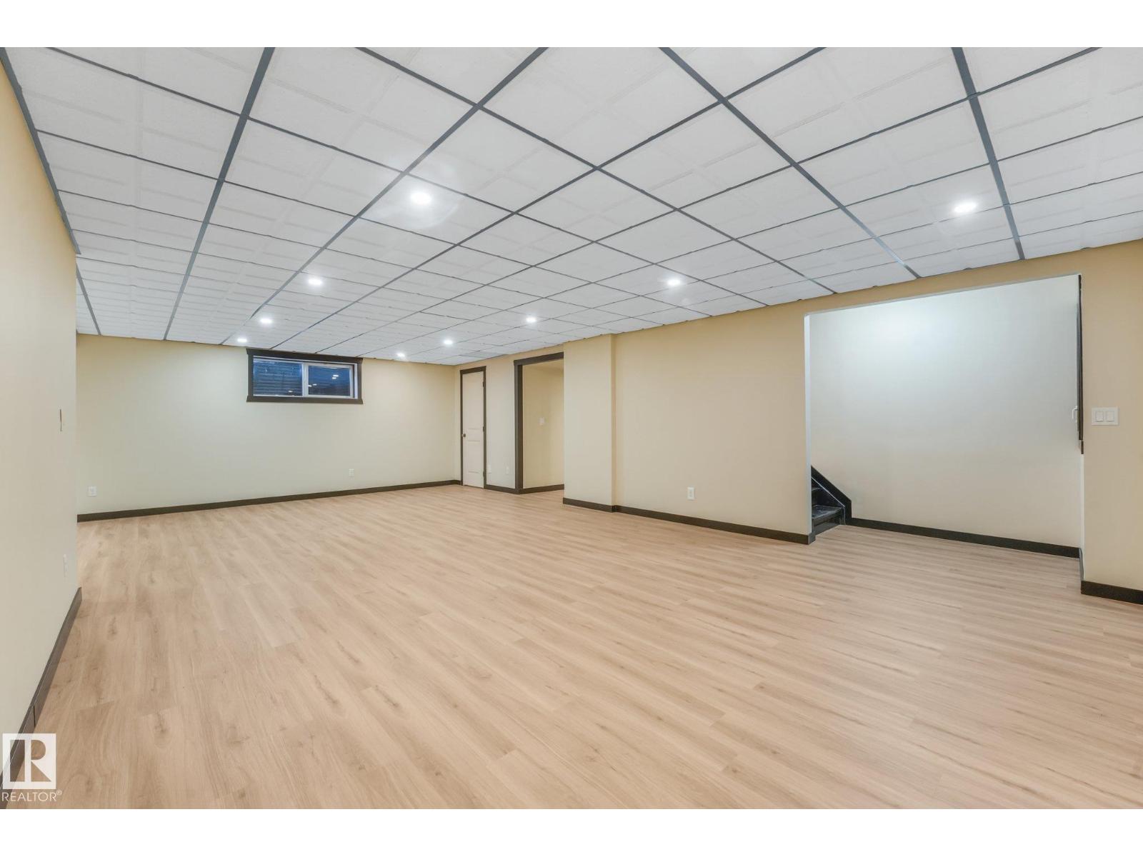 16523 89 ST NW - Image 48