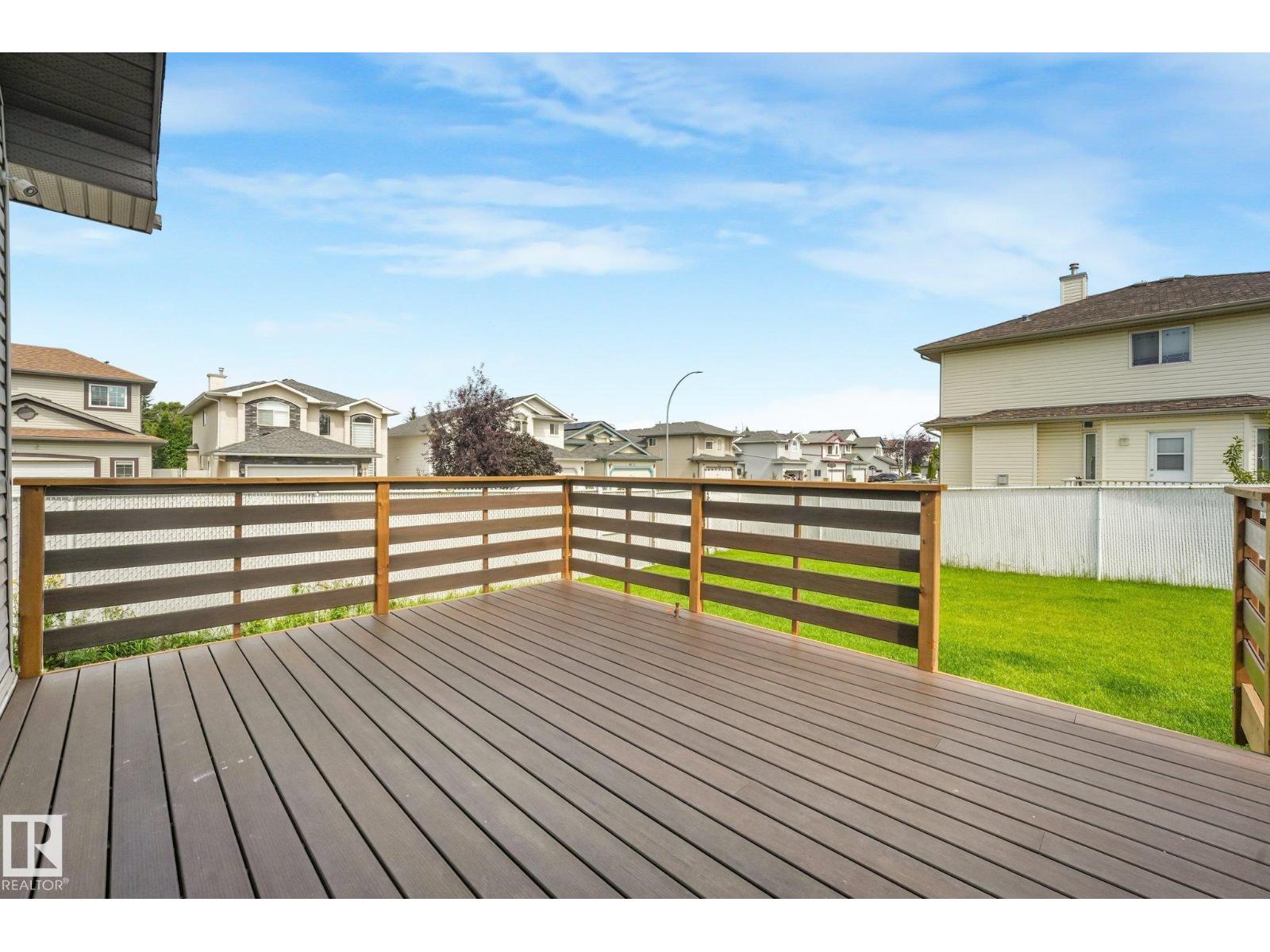 16523 89 ST NW - 62