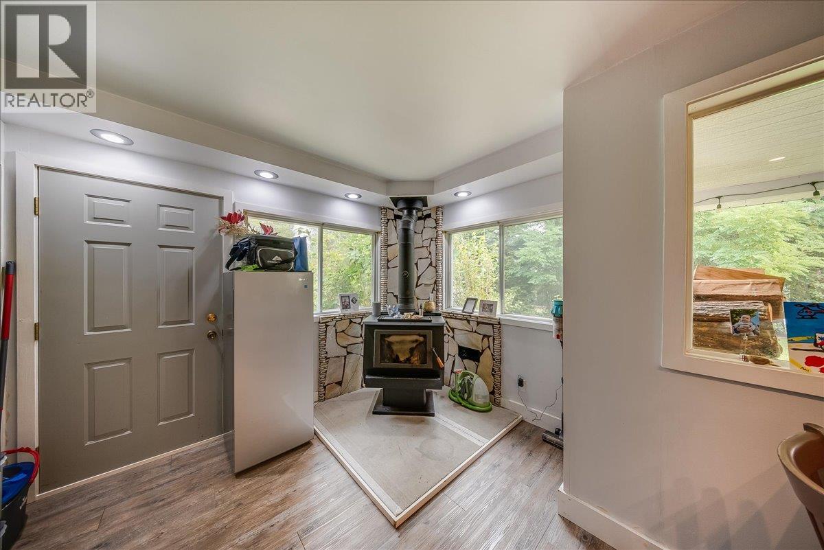 814 16TH Avenue - Image 24
