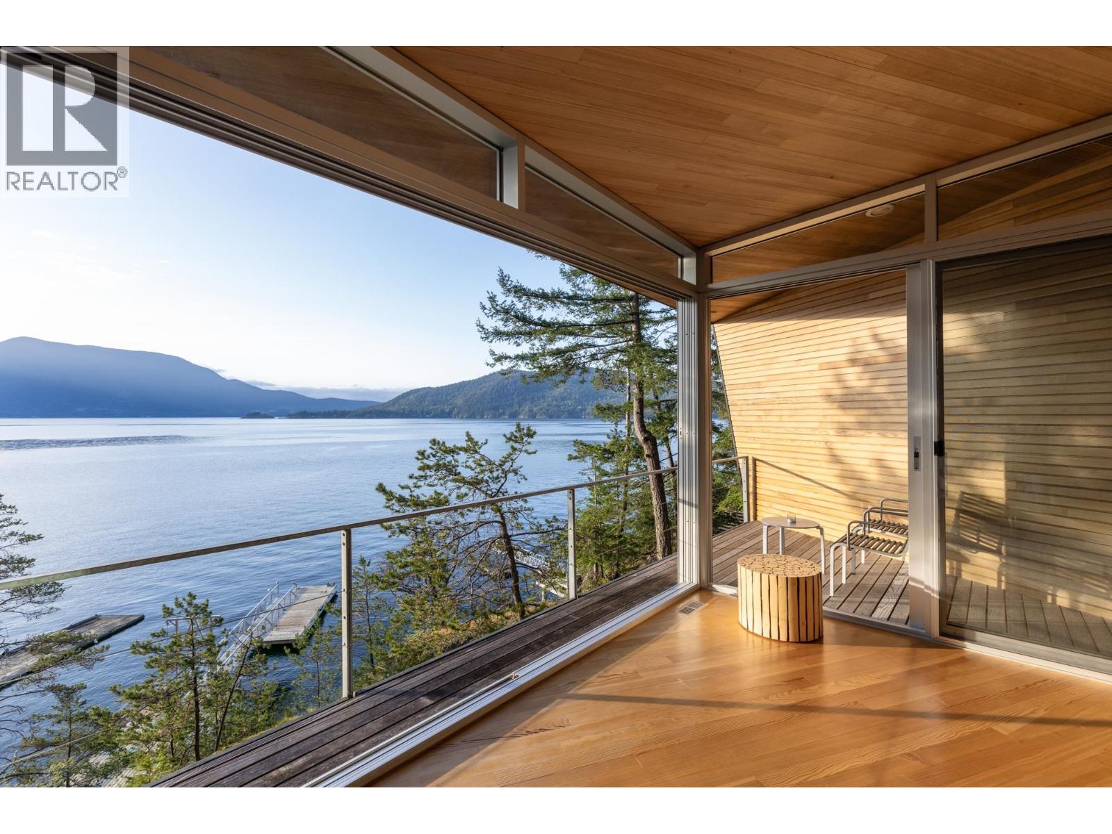 671 BOWEN VIEW ROAD, Gambier Island