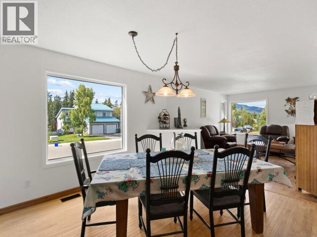 104 FINCH CRESCENT - 11
