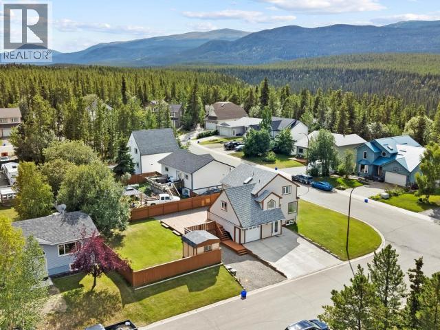 104 FINCH CRESCENT - 2