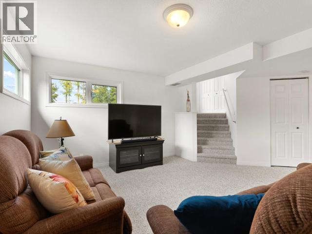 104 FINCH CRESCENT - 25