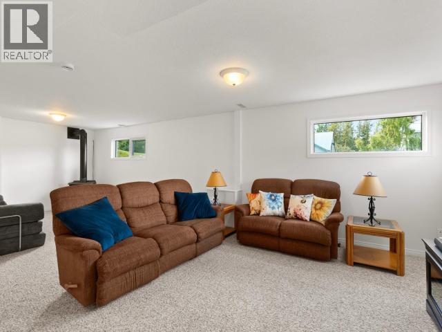 104 FINCH CRESCENT - 26