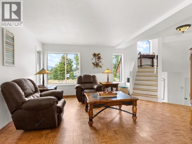 104 FINCH CRESCENT - 8