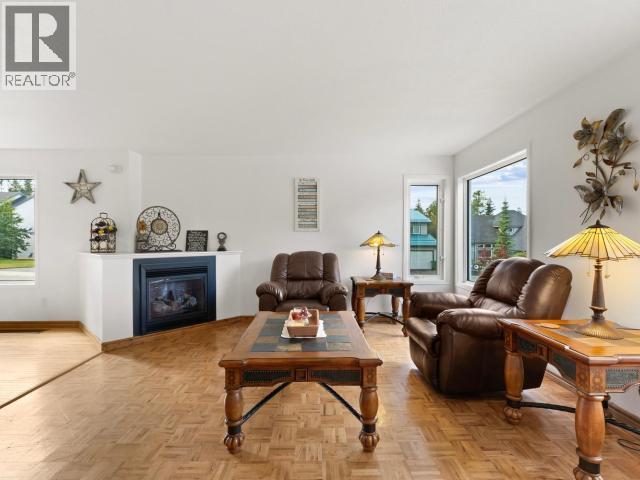 104 FINCH CRESCENT - Image 9