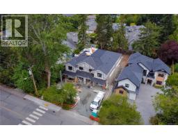 A 3942 Telegraph Bay Rd, Saanich, BC V8N4H7 Photo 22