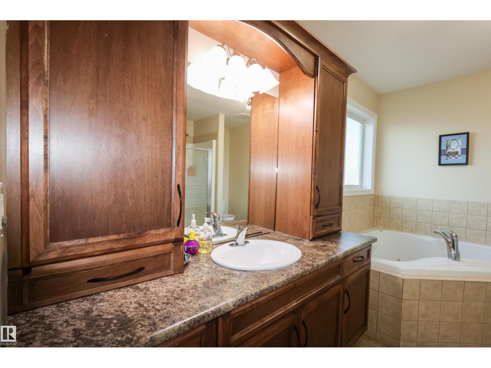 9606 82 AV - Image 19