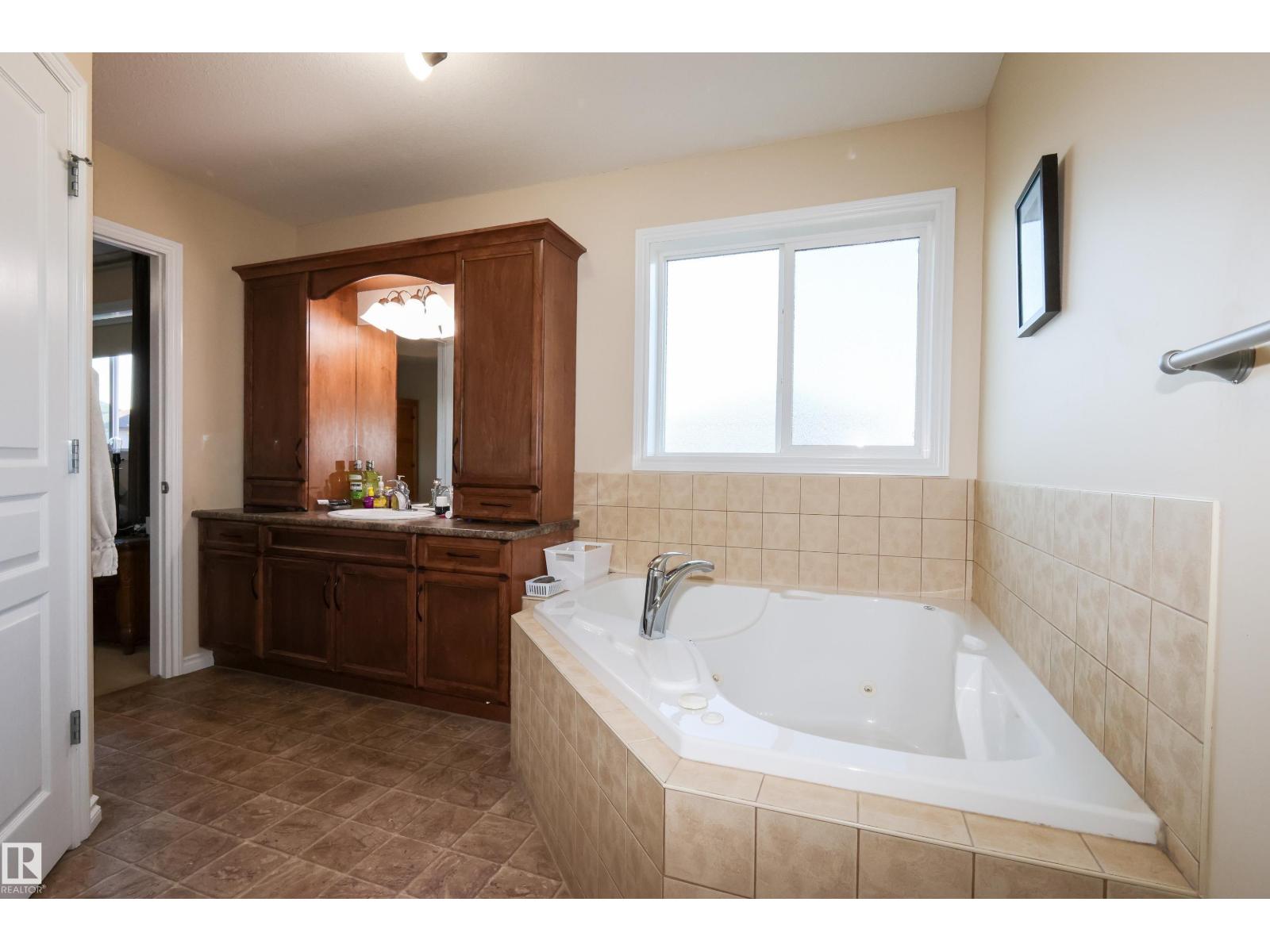 9606 82 AV - Image 21