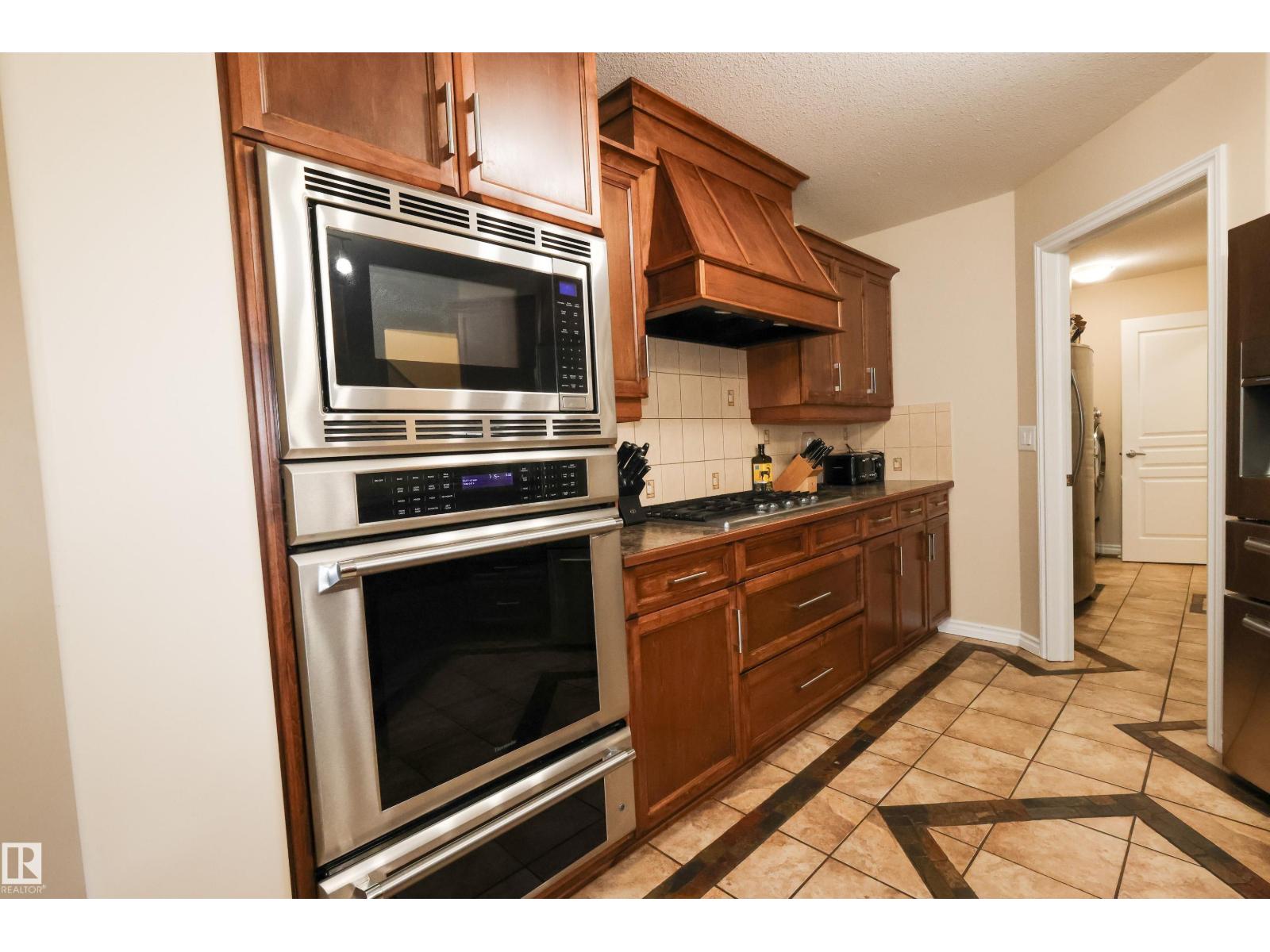 9606 82 AV - Image 9