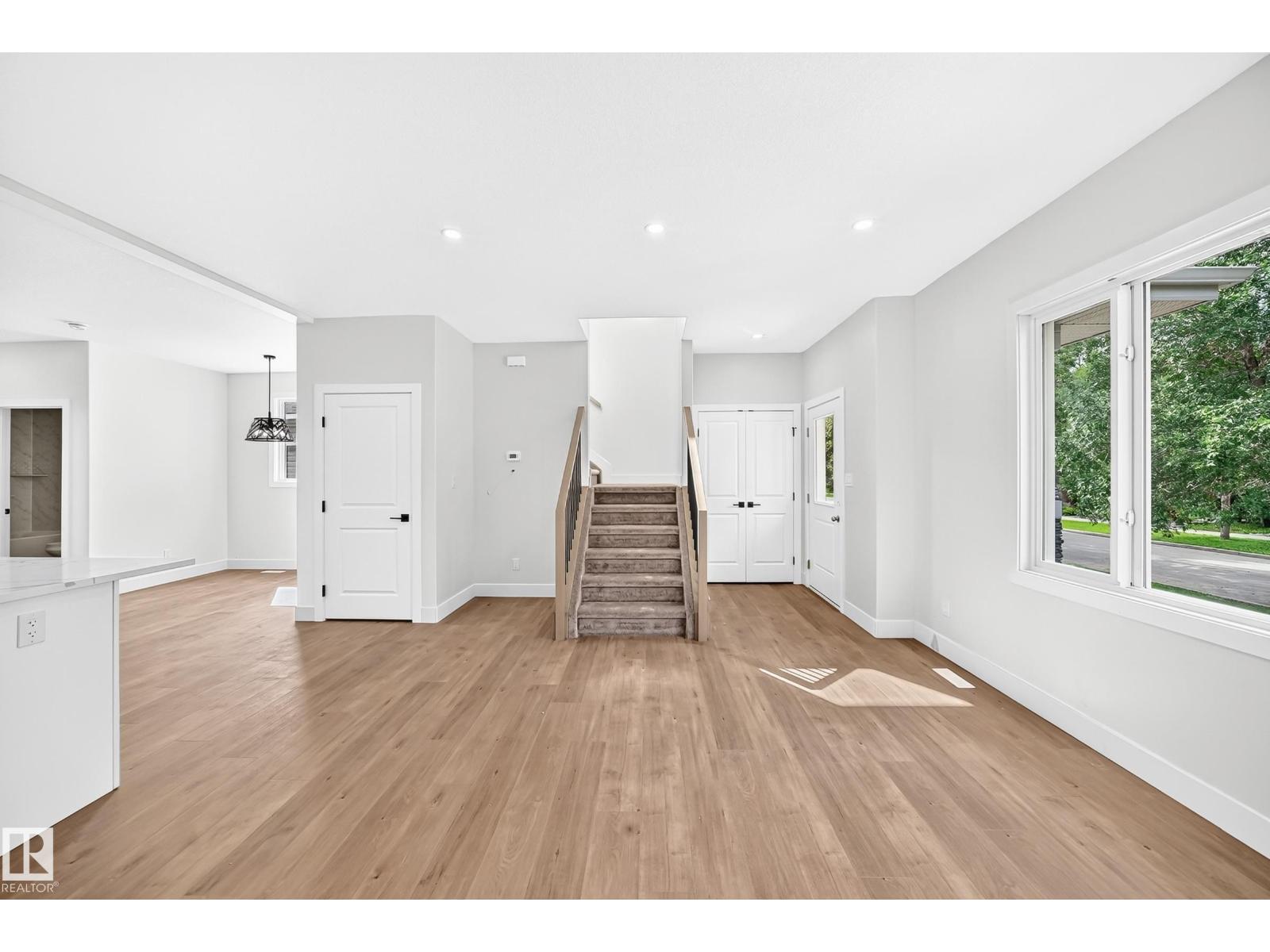 12411 86 ST NW - Image 19