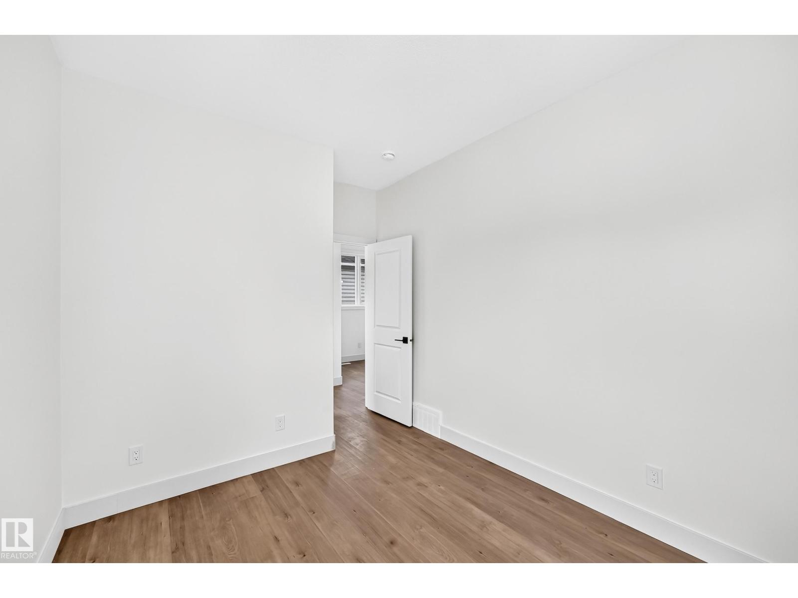 12411 86 ST NW - Image 23