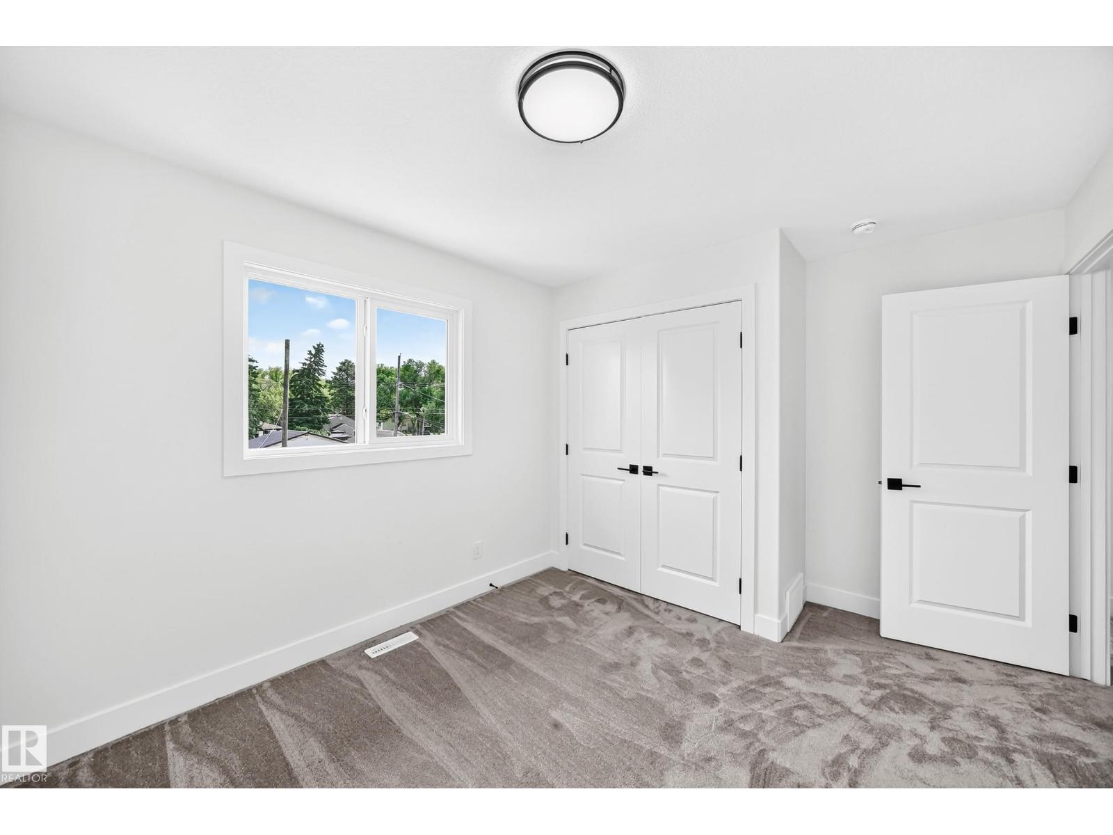 12411 86 ST NW - 40