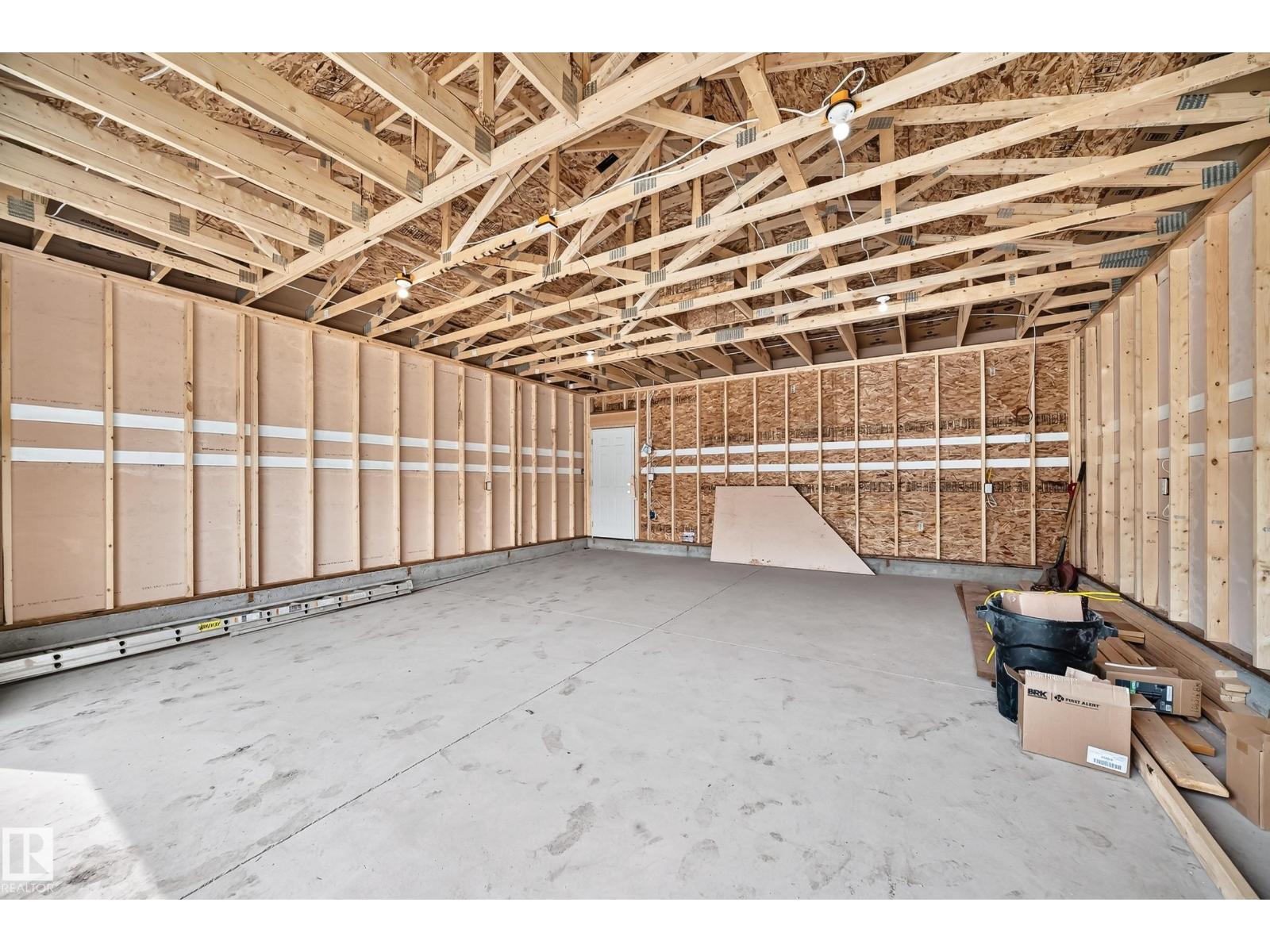 12411 86 ST NW - 53
