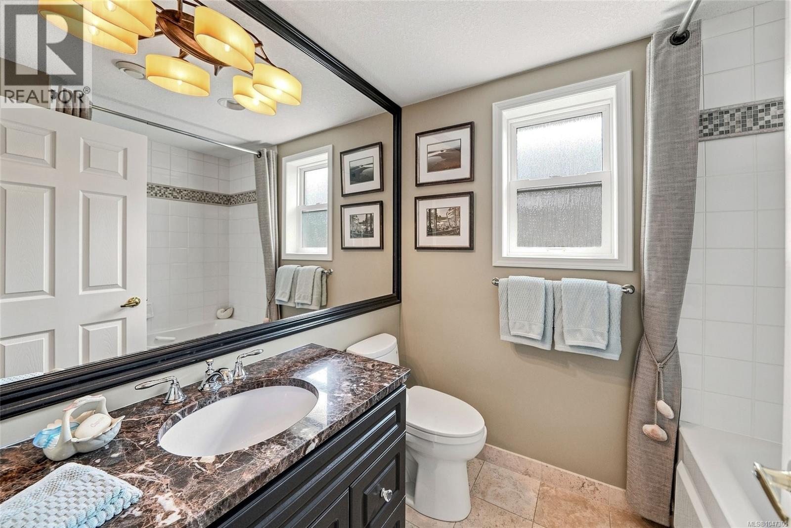 1709 Admiral Tryon Blvd - 36