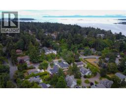 B 3942 Telegraph Bay Rd, Saanich, BC V8N4H7 Photo 24