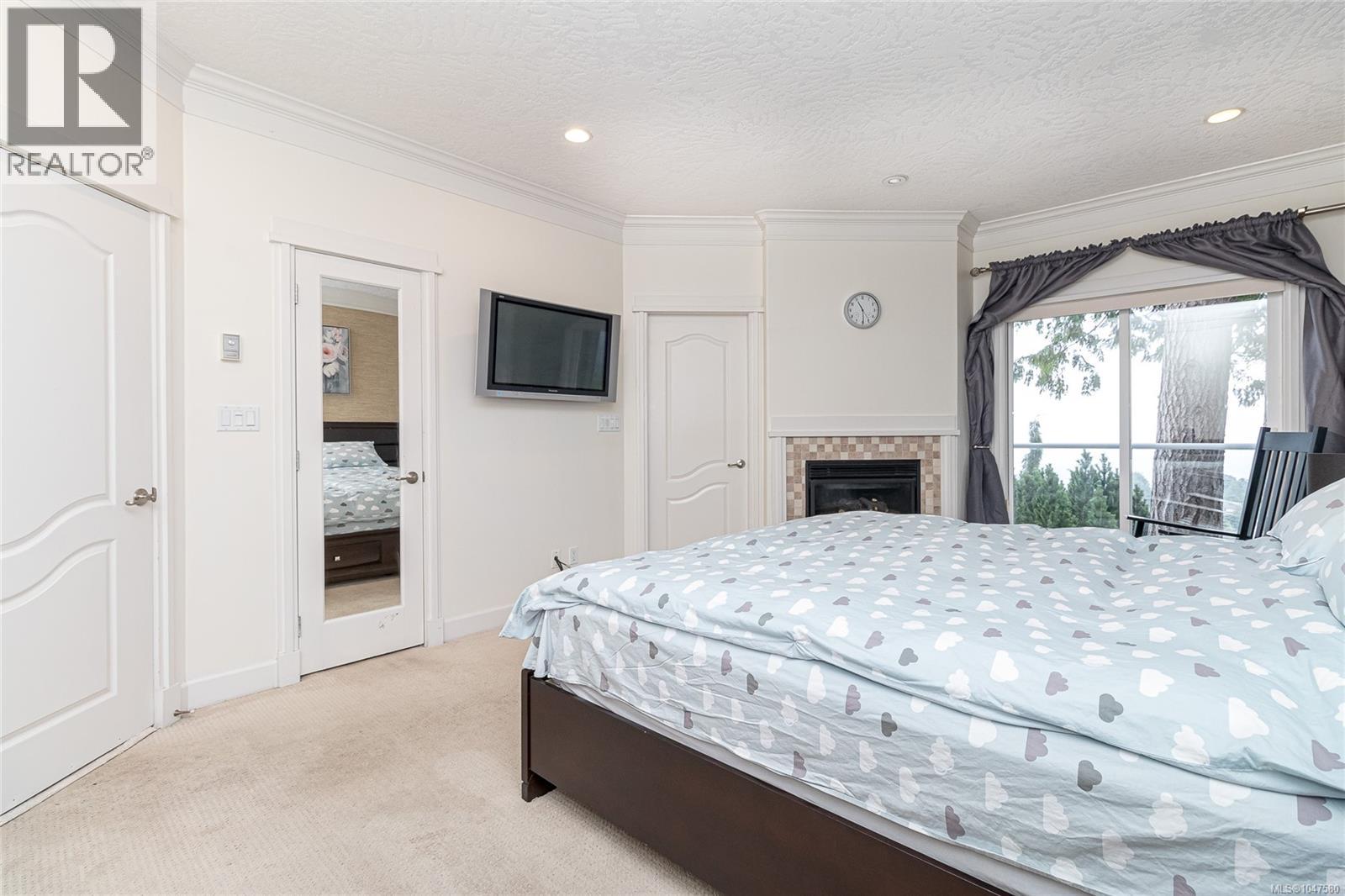  951 Seamist Rise, Saanich