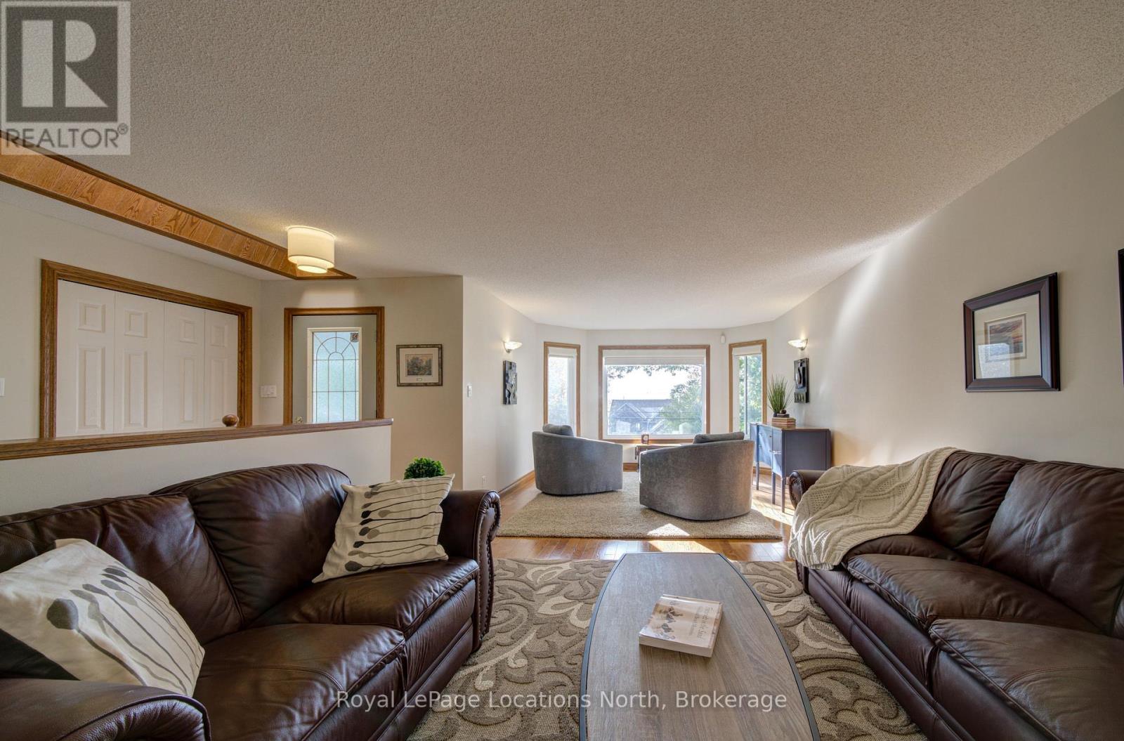 2225 TINY BEACHES ROAD S - Image 9