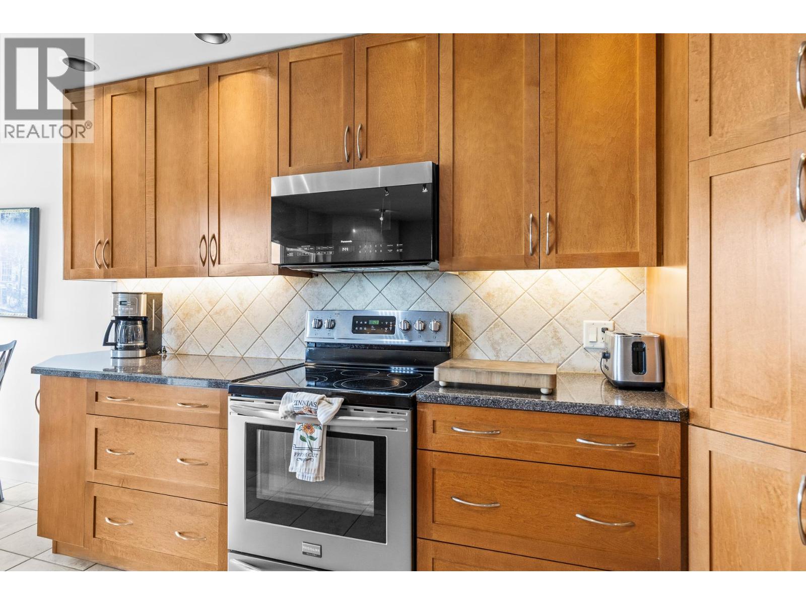 502 1947 Underhill Street, Kelowna