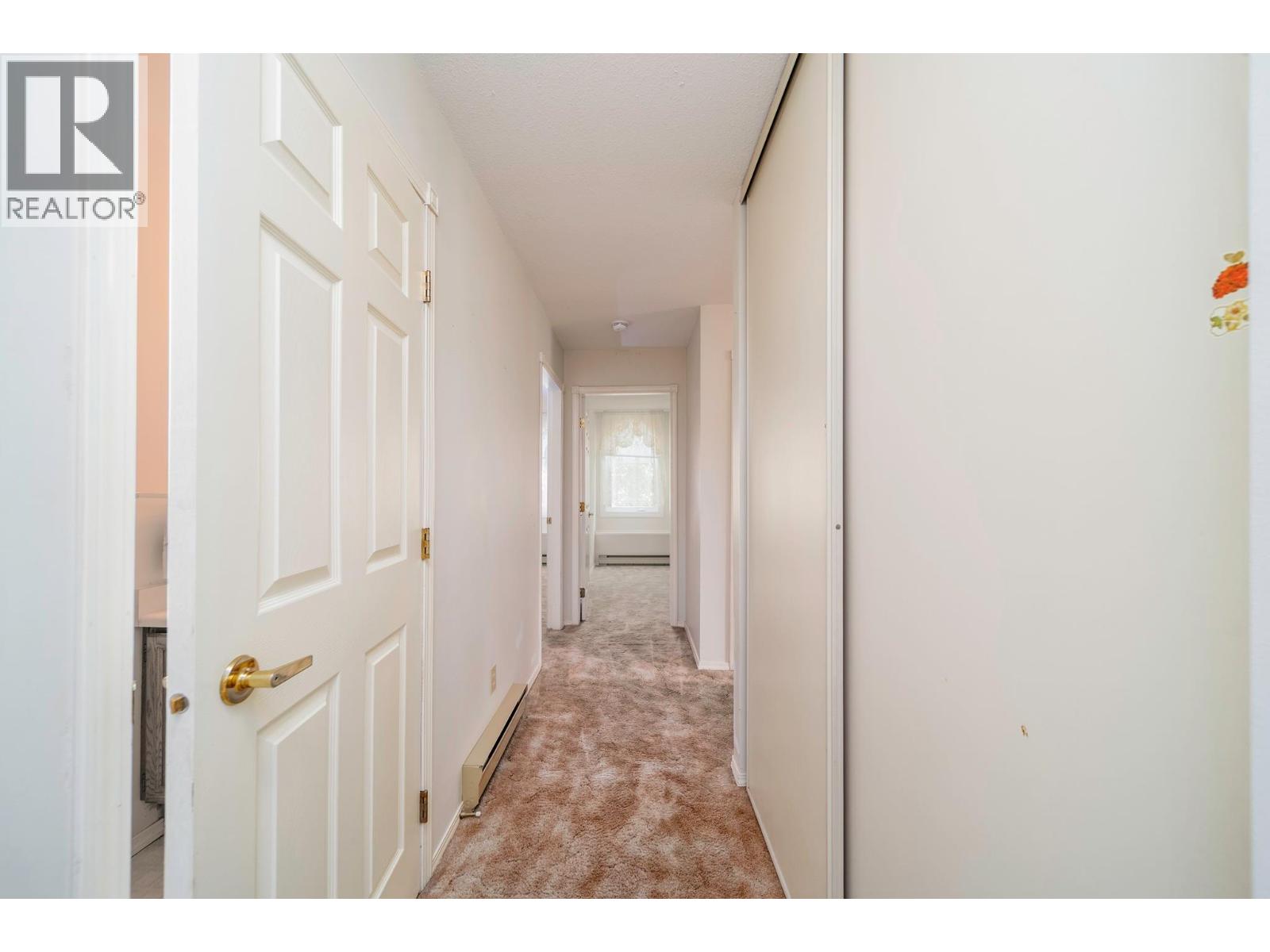 #316 575 Sutherland Avenue - 17