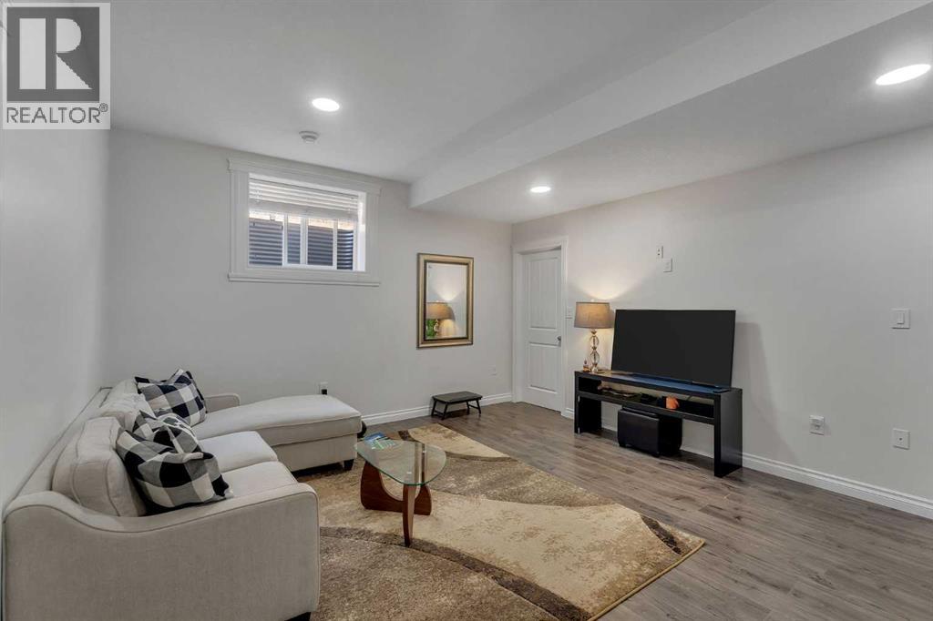 308 Kinniburgh Link - 34