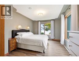102 Sandner Road, Christina Lake, BC V0H1E0 Photo 34