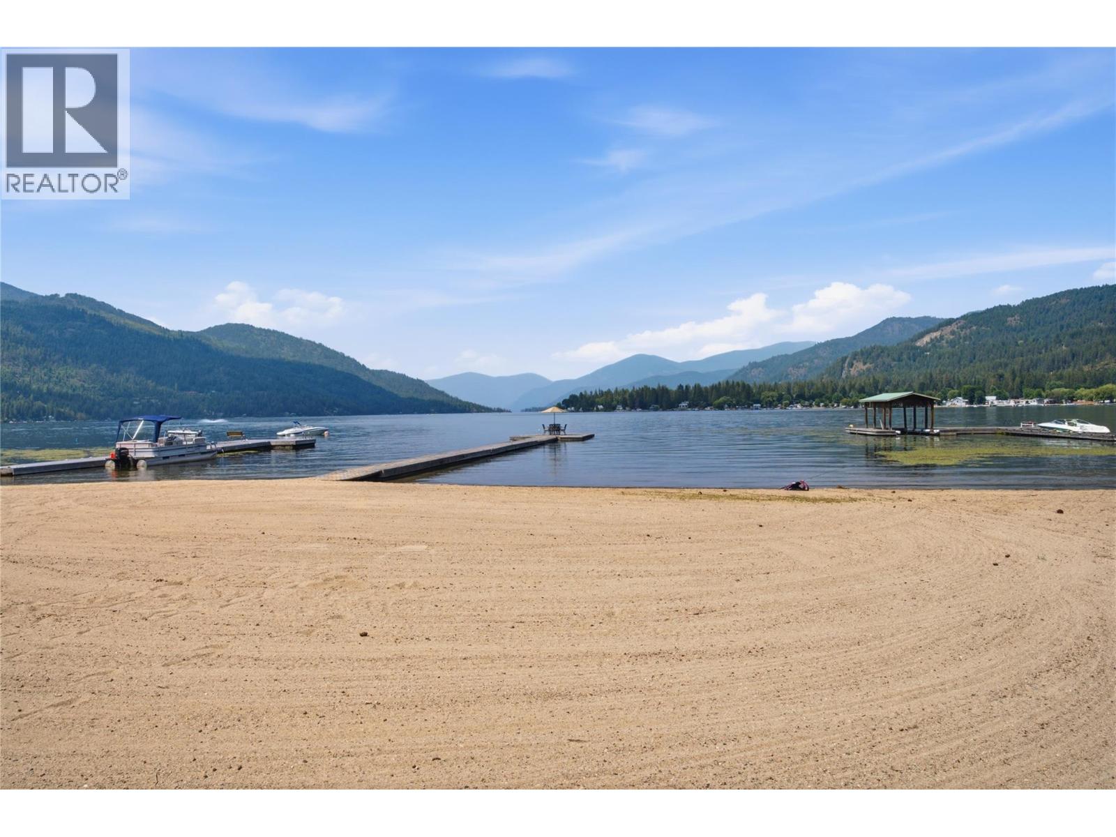 102 SANDNER Road, Christina Lake