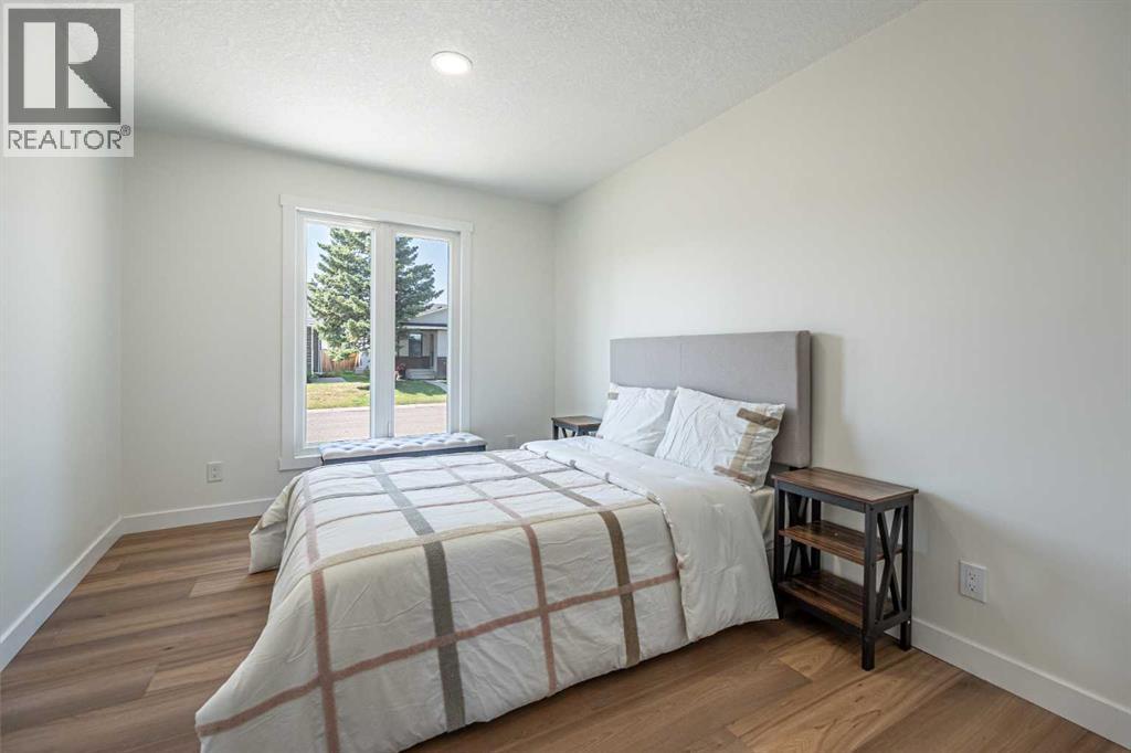 20 Castlegrove Way NE - 4