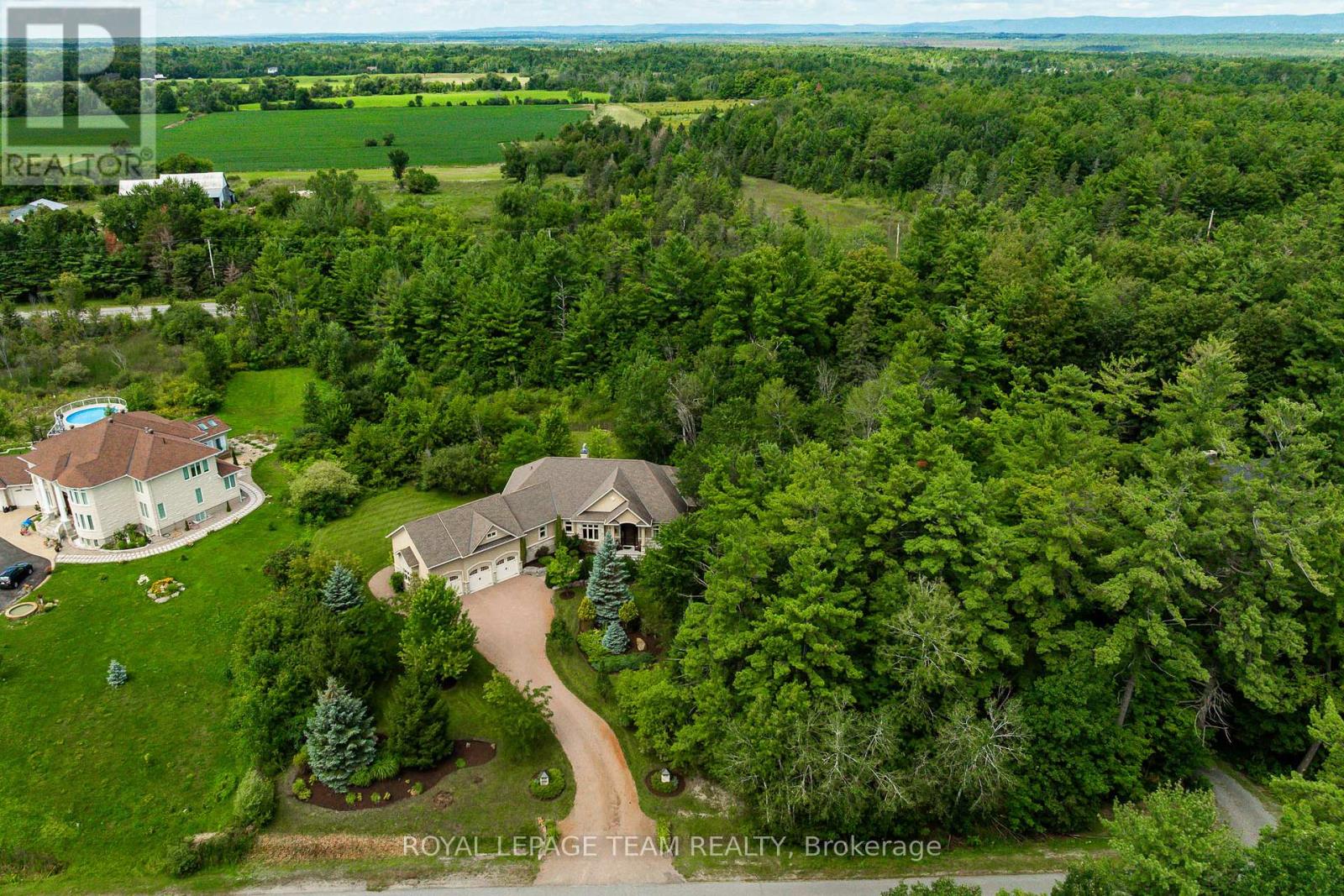 1517 MONAGHAN LANE - 46