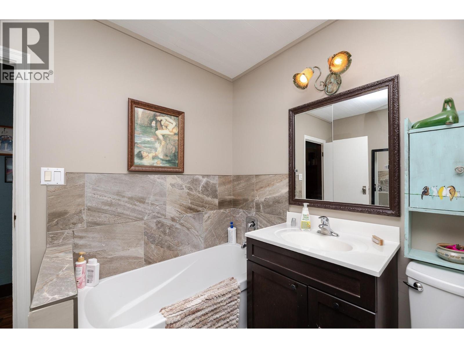 174 Bassett Street, Penticton