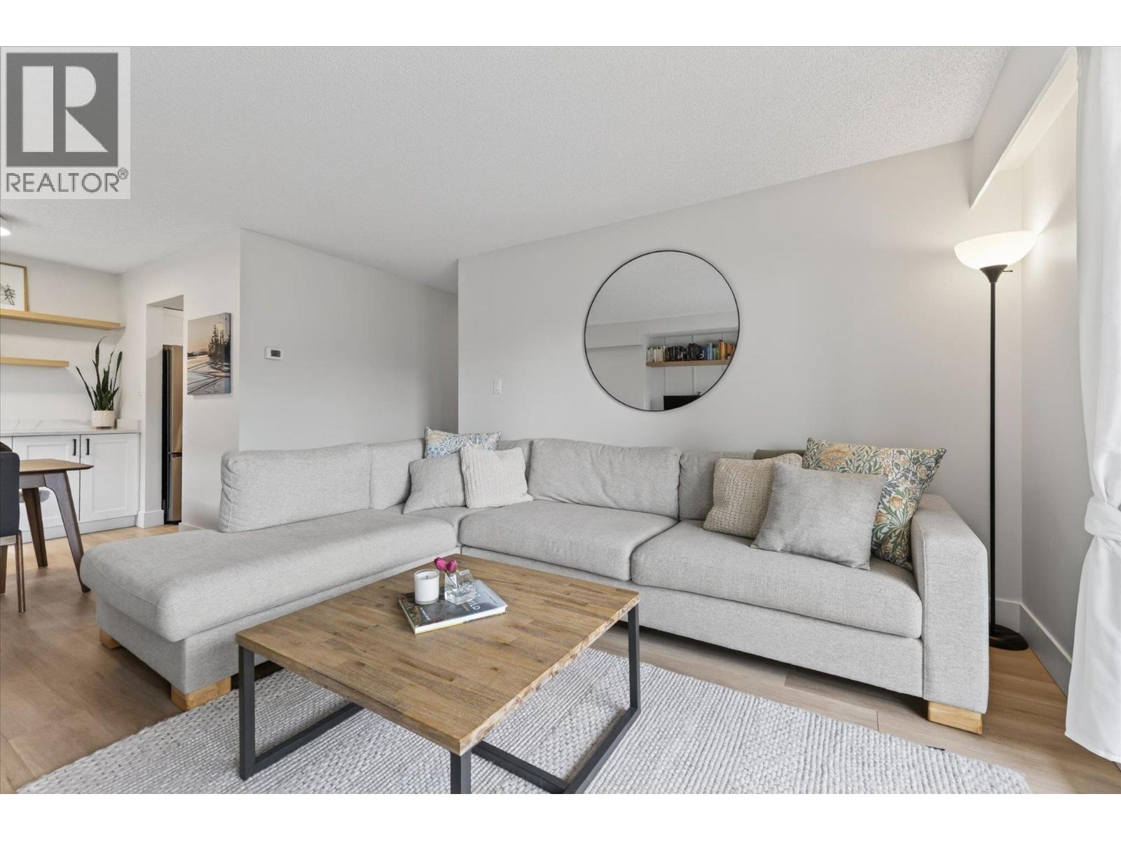 111 1011 FOURTH AVENUE, New Westminster