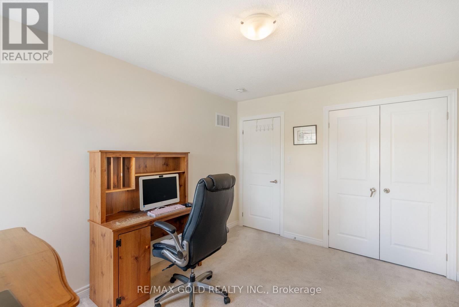 15 ANTIBES DRIVE - 22
