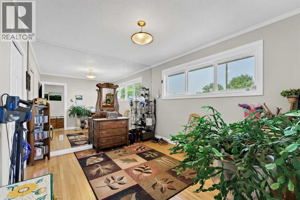 117 14 Street NW - Image 20