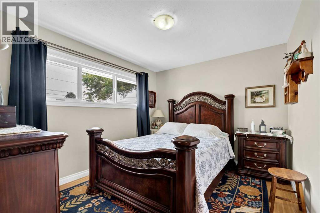 117 14 Street NW - Image 21
