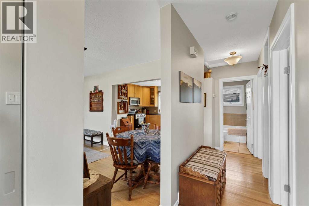 117 14 Street NW - Image 5
