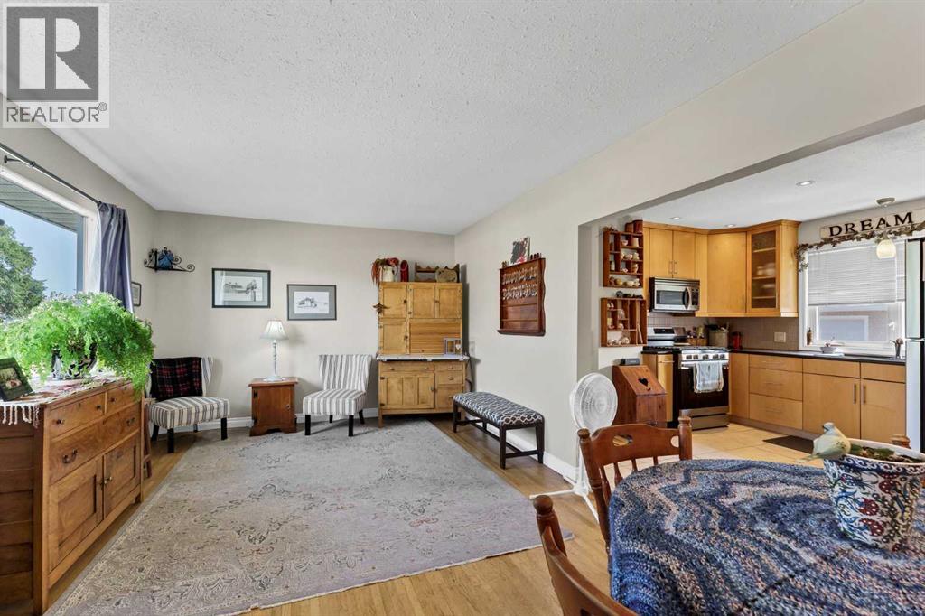 117 14 Street NW - Image 7