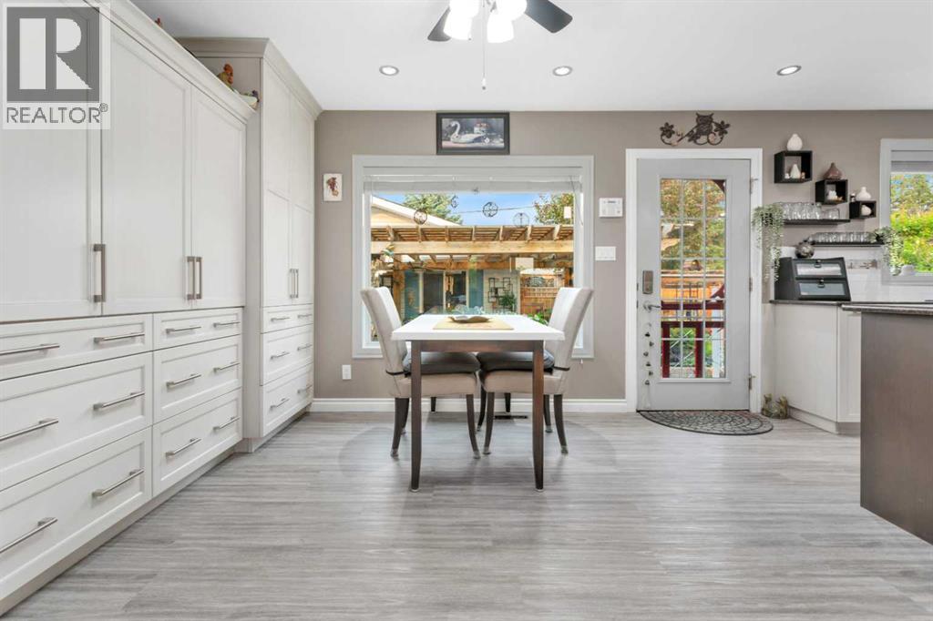 5323 53 Street - 14