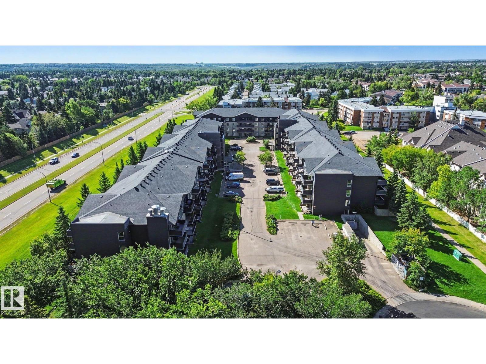#226 17011 67 AV NW - Image 25