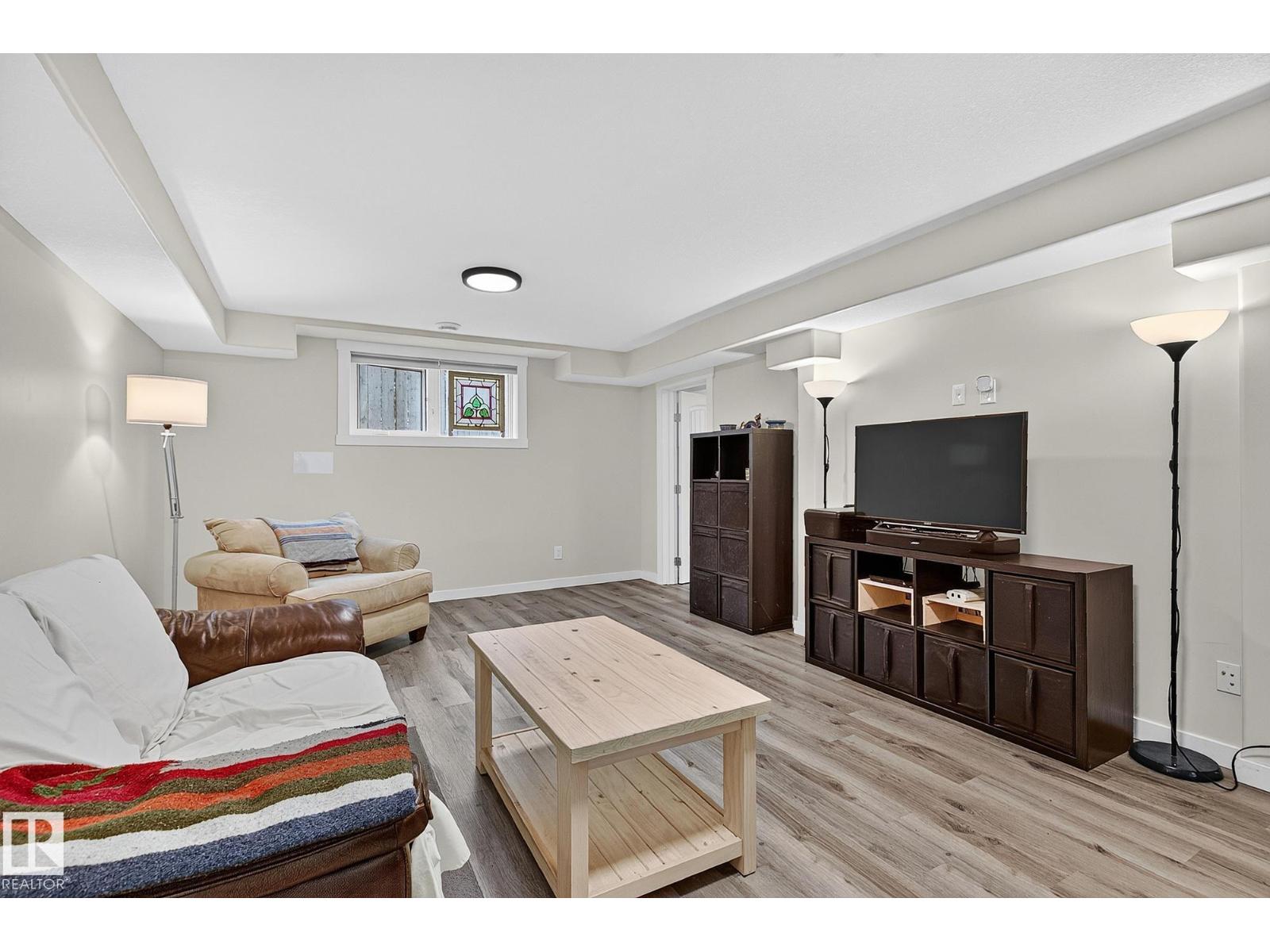 11555 136 Street NW - Image 38