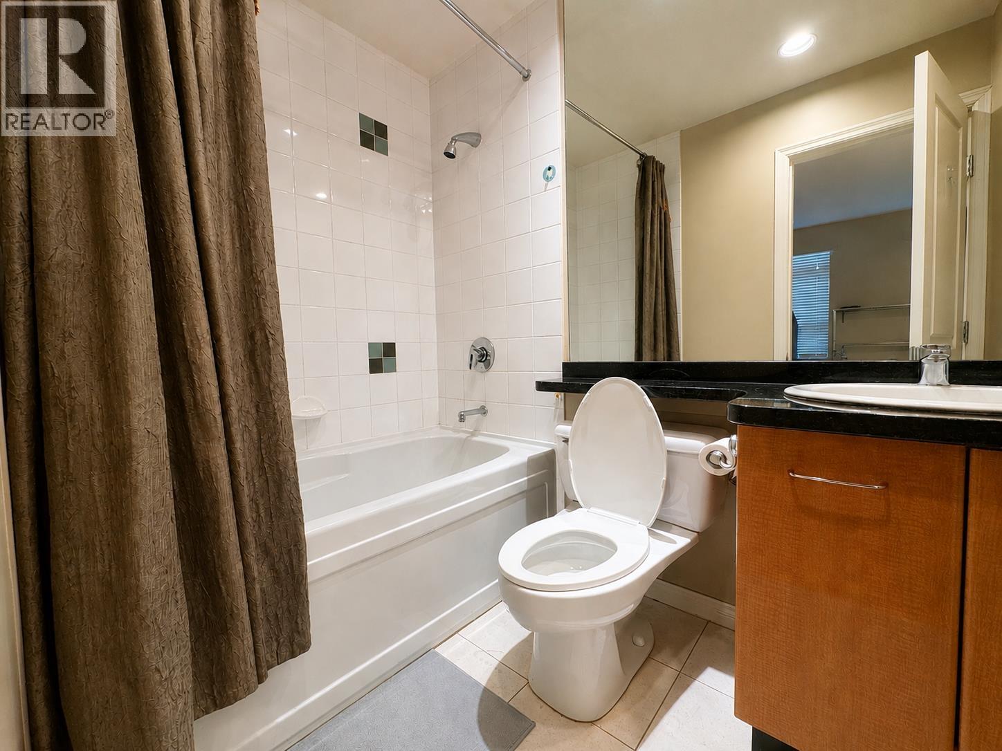 22** W 12TH AVENUE, Vancouver — photo 6