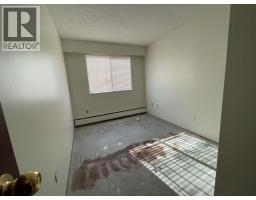 112 3901 Carrigan Court, Burnaby, BC V3N4K1 Photo 20