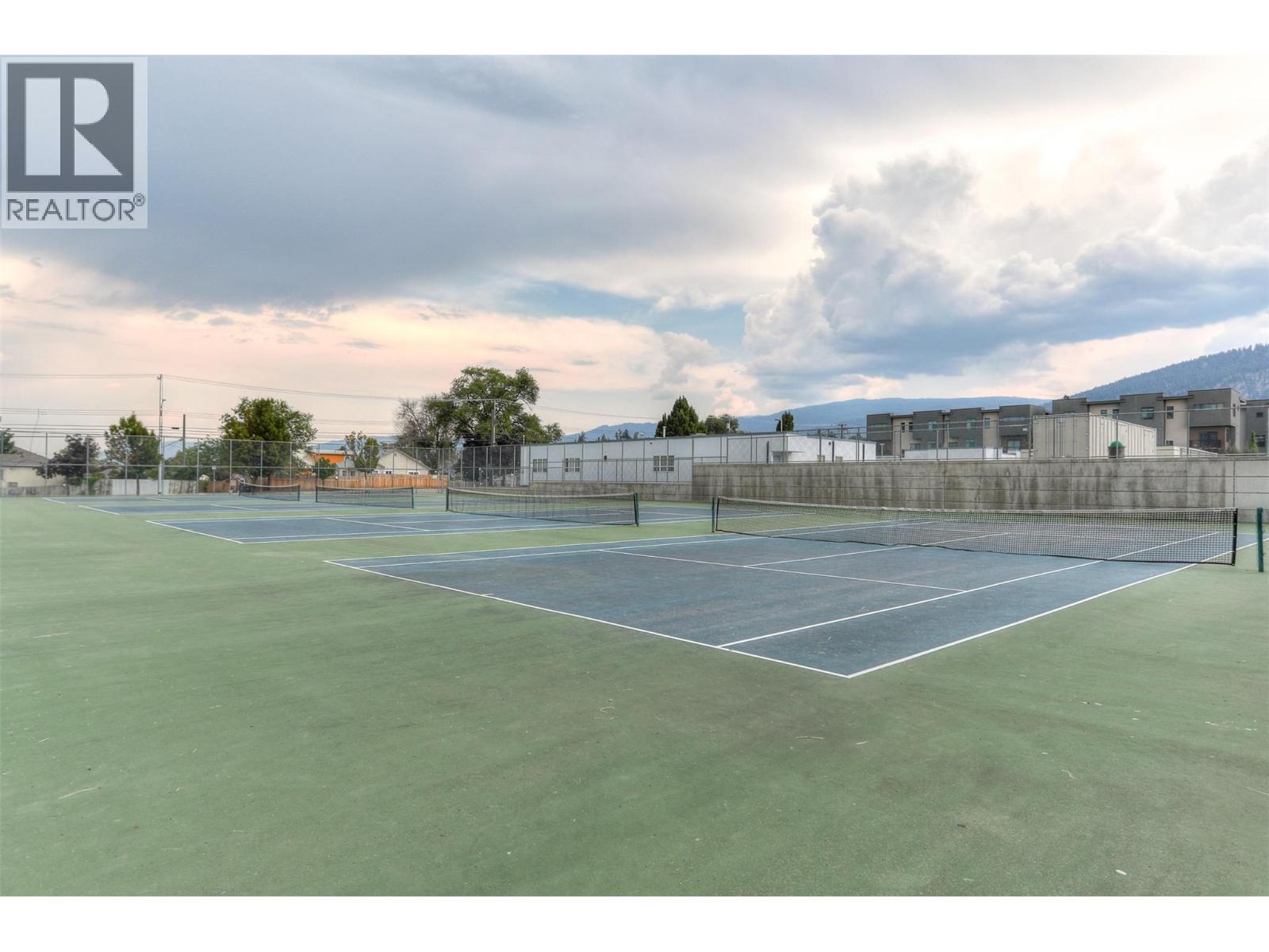 95 ECKHARDT Avenue Unit# 203, Penticton