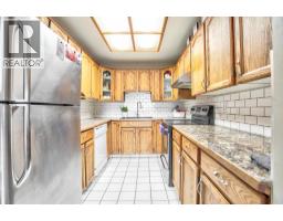 3pc Bathroom - 95 Eckhardt Avenue Unit# 203, Penticton, BC V2A8L2 Photo 8