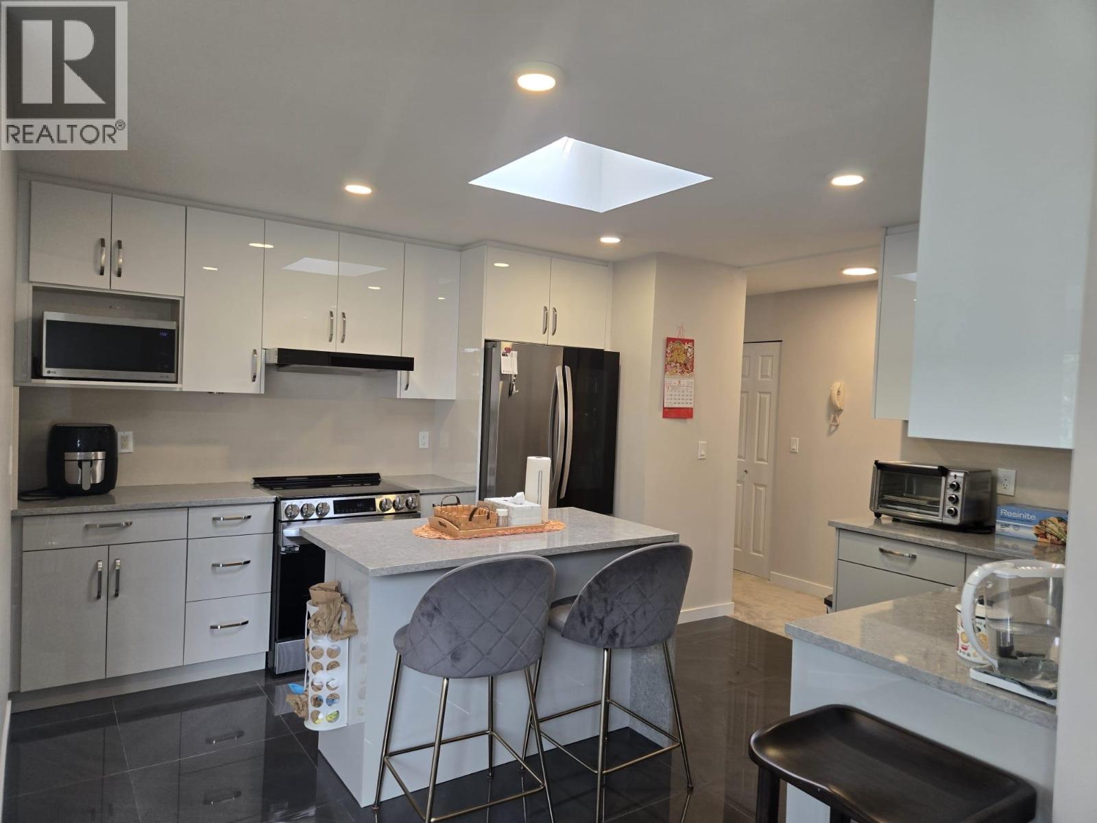 #302 7651 ABERCROMBIE Drive, Richmond, British Columbia, V6Y3N3, Richmond, British Columbia — photo 5 of 5