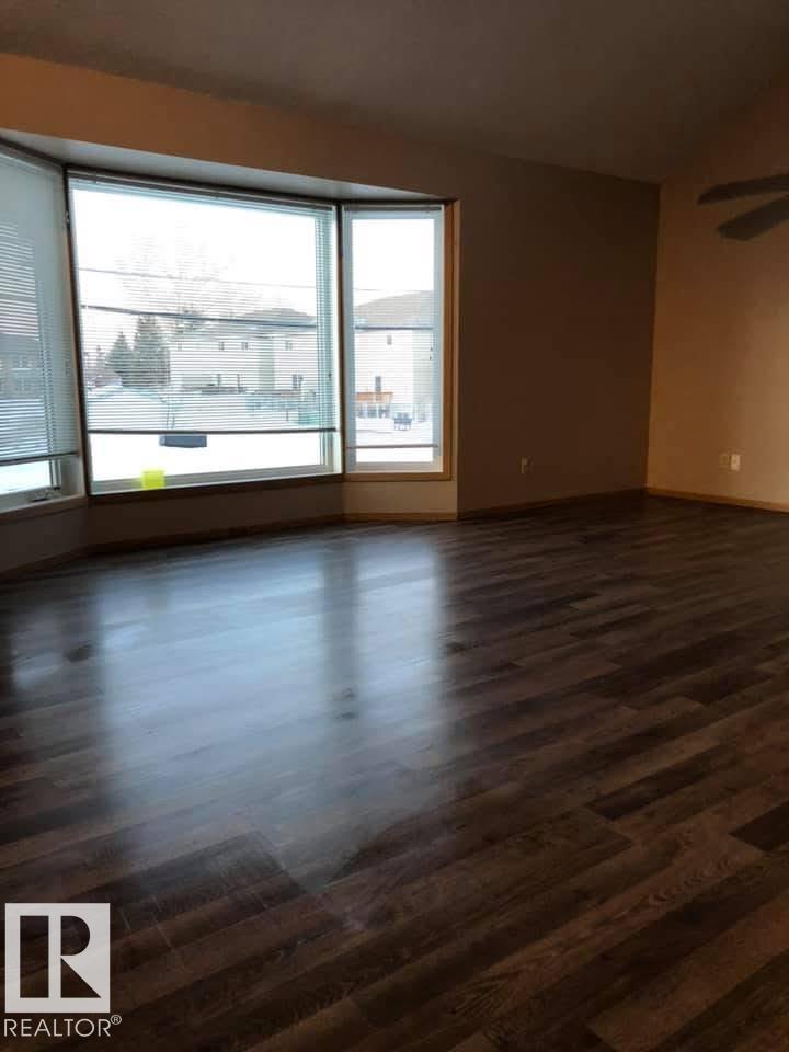 4805 47 ST - Image 13