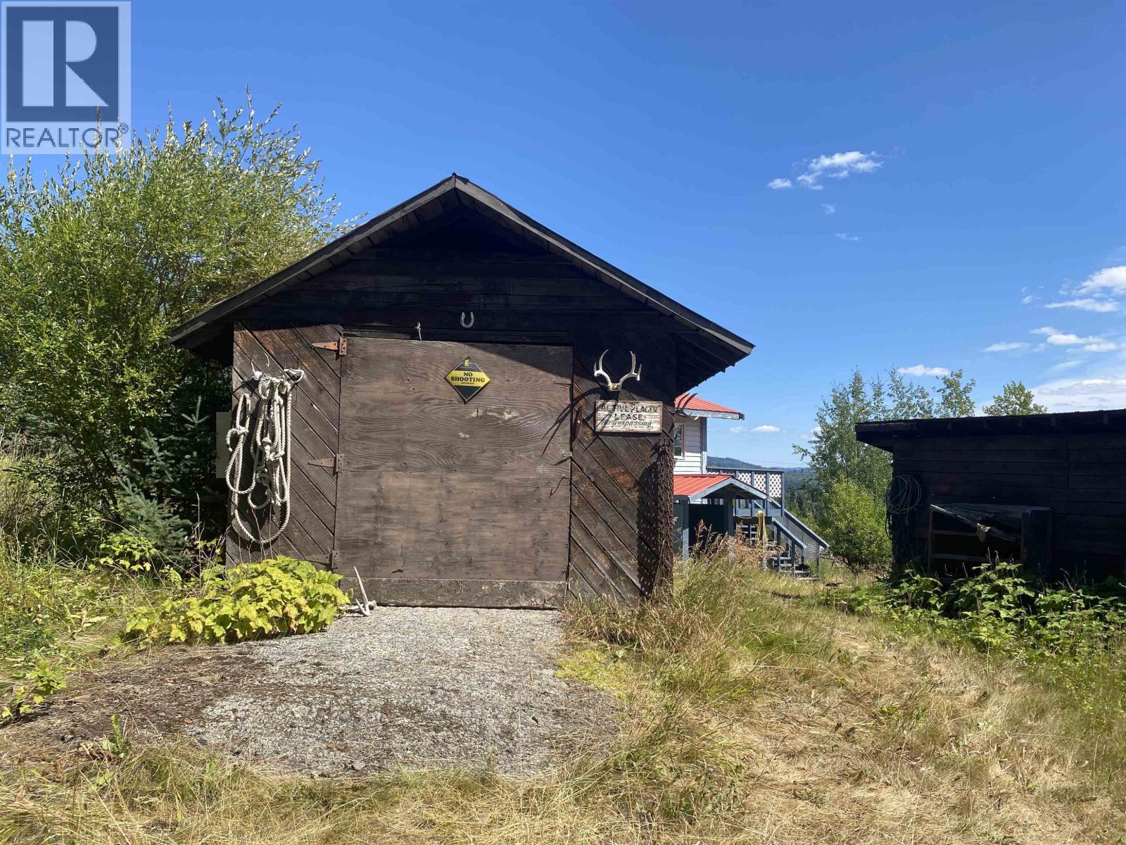 7188 GROSSETT ROAD - 23
