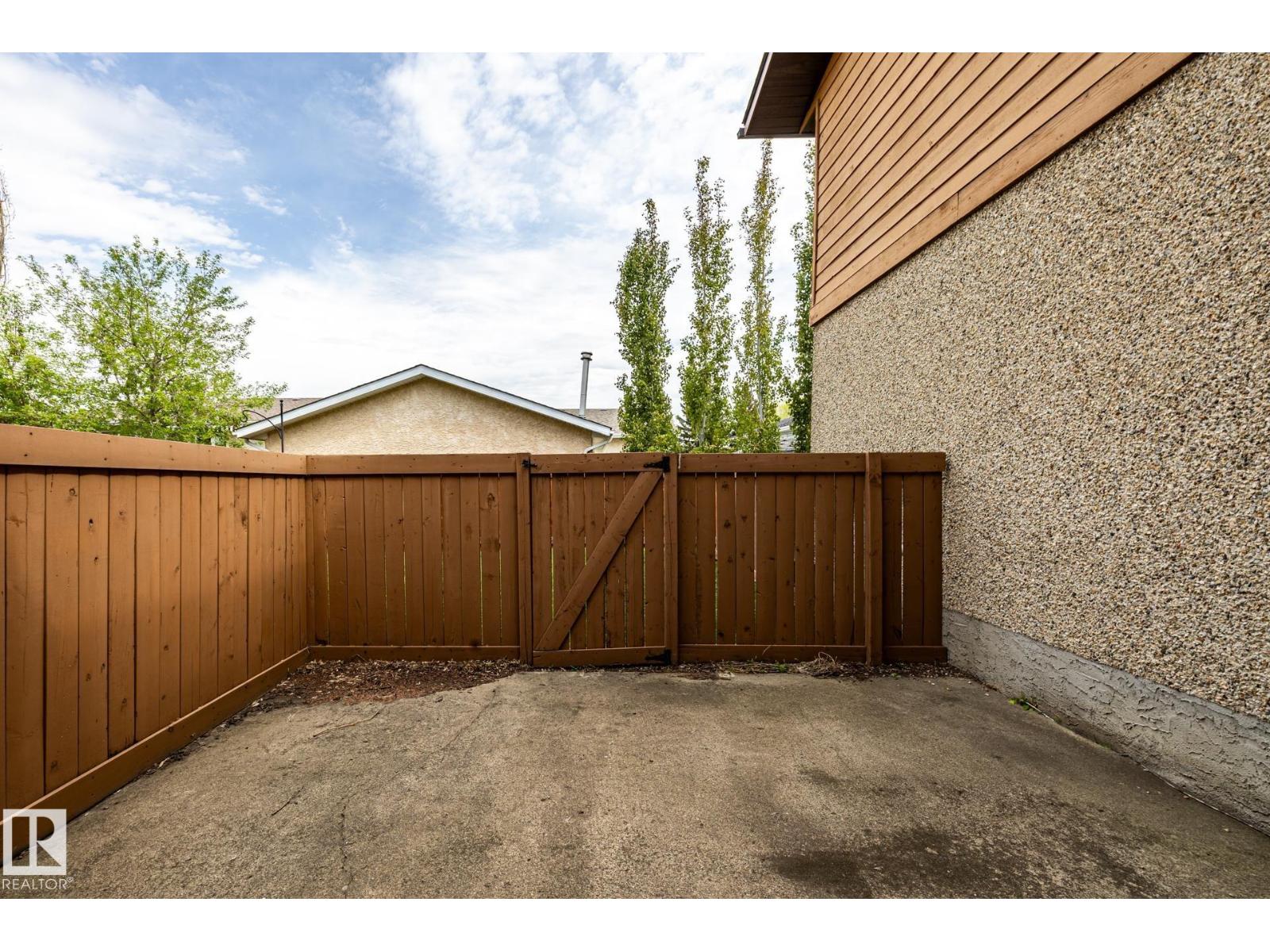 #20 3812 20 AV NW - Image 32